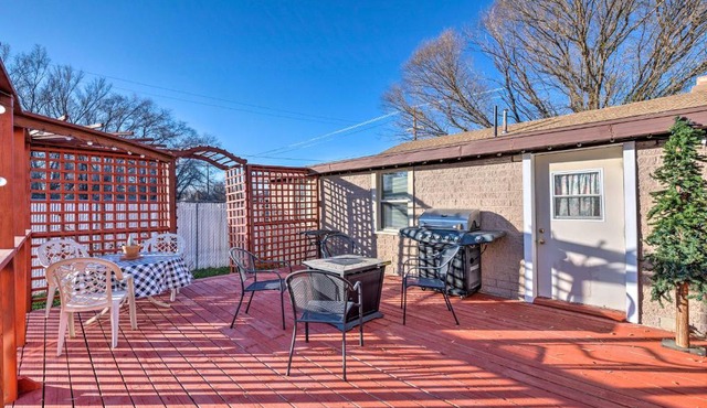 Cozy Cottage with Game Room about 17 Mi to Dtwn SLC!