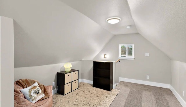 Cozy Cottage With Loft