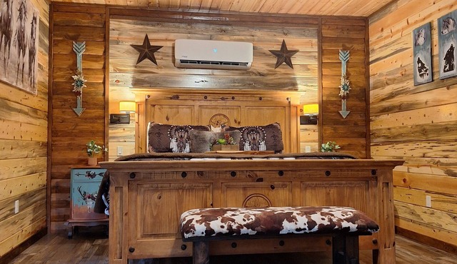 Cozy country 1-bedroom 1 bath cabin