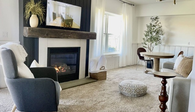 Cozy country basement studio apartment, with a large yard and woods.