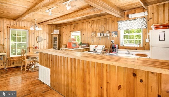 ★ Cozy Country Cabin ★ near Luray & hiking trails!