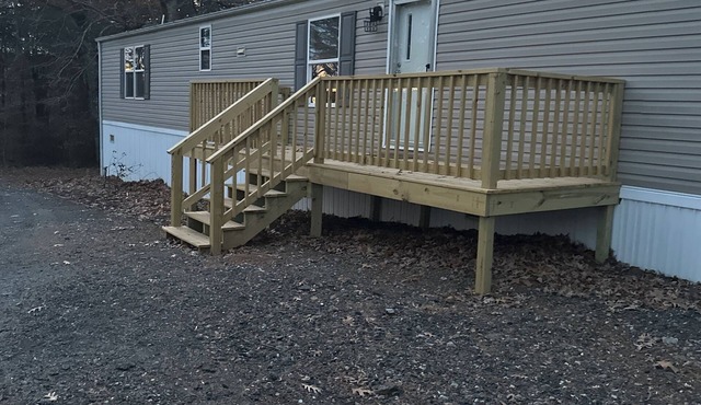 Cozy country cottage 3-bedroom mobile home with WiFi, AC in delightful Henry.