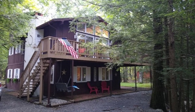 Cozy Country Cottage