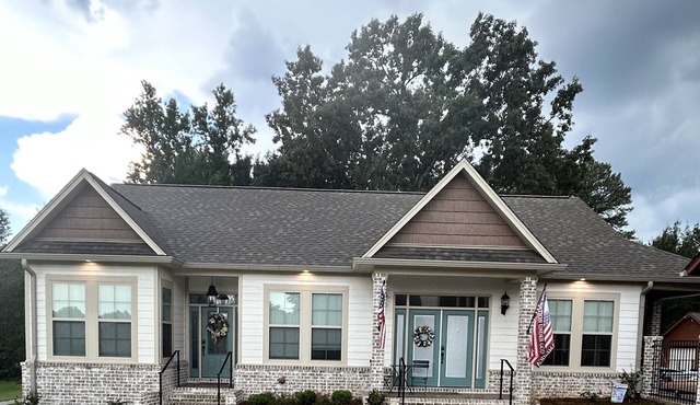 Cozy country cottage 35 minutes to Oxford, Tupelo & 60 miles from Memphis