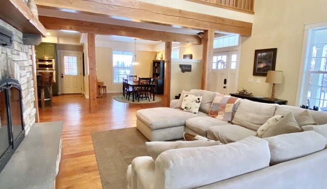 Cozy Country Farmhouse