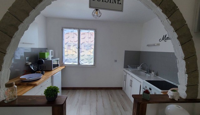 Cozy Country House for 4 with Scenic Views, Near Thermal Spa and Cycling Path