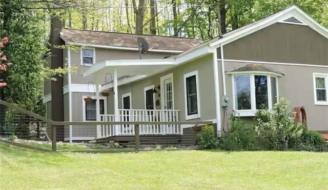 Cozy Country Home in Friendship, NY with WiFi