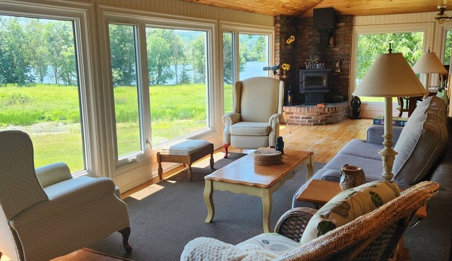 Cozy country house with water front views.