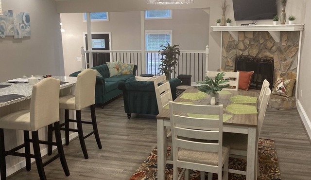 Cozy Country Livin'! Short to Mid Term Stays Welcome! Lakepoint Sports Complex!