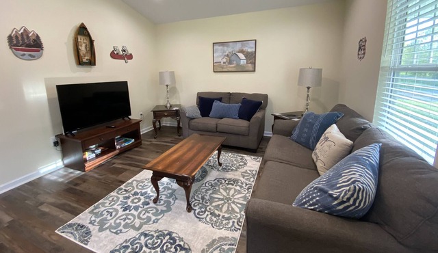 Cozy Country Living Just 7 Minutes to Smith Lake! Boat Friendly