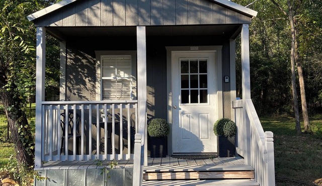 Cozy Country Retreat