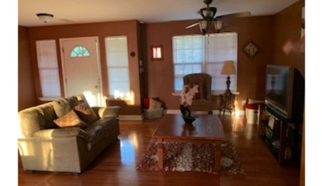 Cozy Country style living