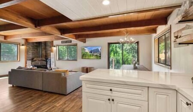 Cozy Couples Getaway