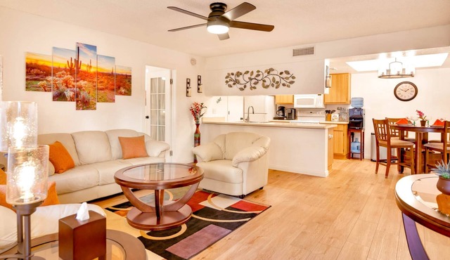 Cozy Courtyard - Unit 110