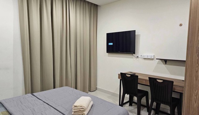 Cozy Cove 2 @Kozi Square near General Hospitalnn