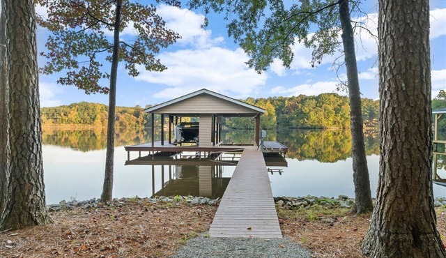 Cozy Cove | Waterfront Retreat | Pet-Friendly