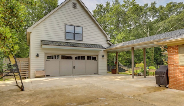 Cozy Covington Studio Rental Near Historic Square!