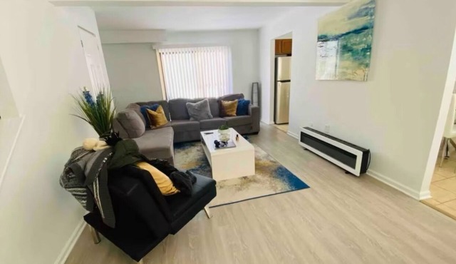 Cozy Cute house in Sicklerville, min to Philly downtown and Philly Airport.