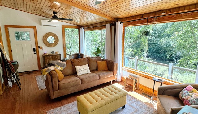 Cozy Dahlonega Riverfront Cabin: Hot Tub, Fishing, Kayaks, Private Waterfall