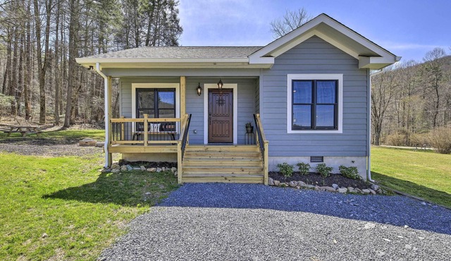 Cozy Damascus Cottage w/ Outdoor Amenities