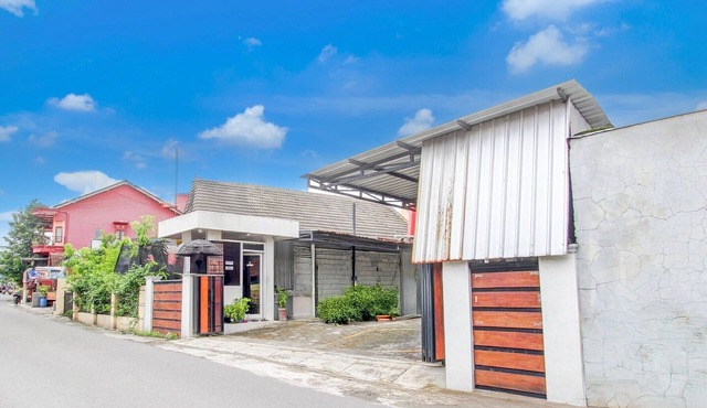 Cozy Double Escape W/Free WiFi and Parking