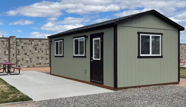 Cozy Dry Cabin - S202