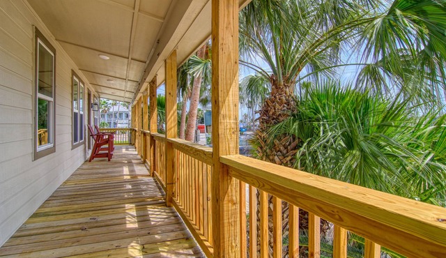 Cozy duplex near many Port A restaurants & night life