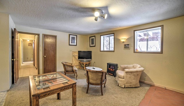 Cozy Durango Apt w/Mtn View ~ 6 Mi to Downtown!