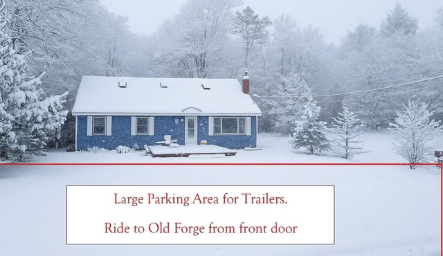 Cozy Elm Retreat - Seasonal rental 7000 plus utilities in White Lake near trails