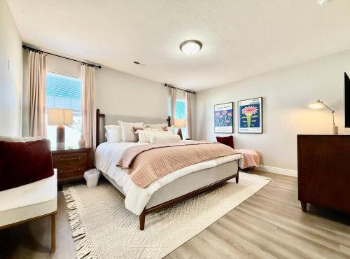 Cozy Equestrian Themed Getaway in Wilmington