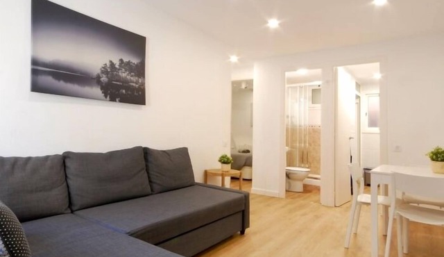 Cozy apartment near Barcelona