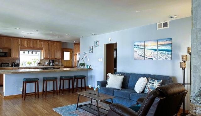 Cozy Escape - Beach Community of Playa Del Rey