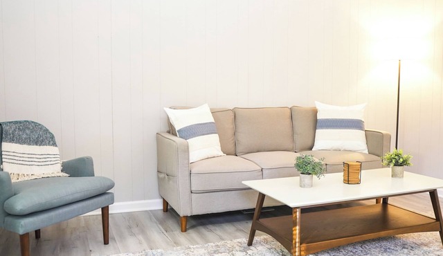Cozy Escape Just Minutes from Duke & Dwntwn Durham