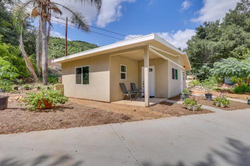 Cozy Escondido Escape Near Hiking and Downtown!