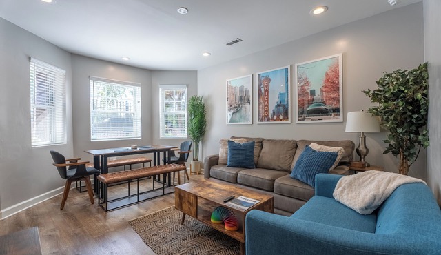 Cozy Family 3BR Oasis: Park, Private Yard, & BBQ!