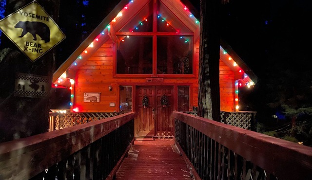 Cozy Family Cabin Near Yosemite