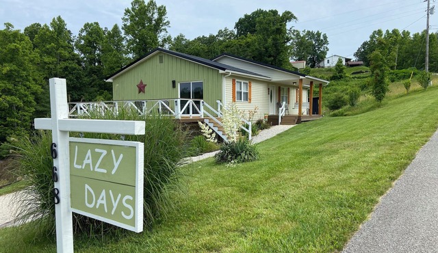 Cozy Family Getaway Pet Friendly Sleeps 8 Near RRG Campton, KY