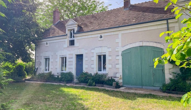 Cozy Family Home Near Beauval Zoo - Garden, Fireplace, All-Inclusive!