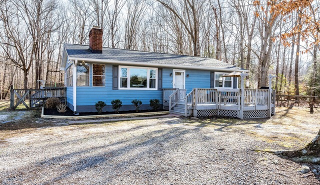 Cozy Family/Pet Friendly Country Cottage