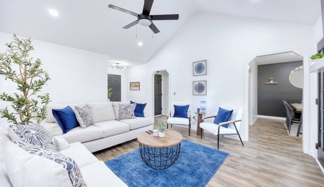 Cozy Family-Sized Home Minutes to Ft Moore and Downtown Columbus