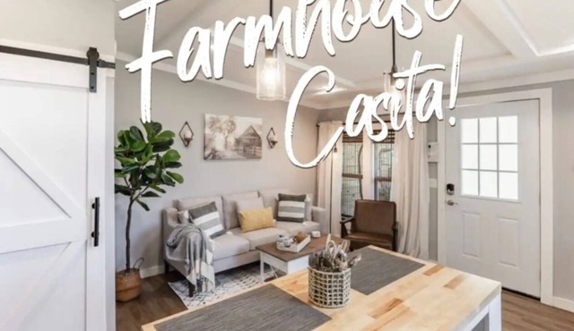Cozy Farmhouse Retreat W/Firepit
