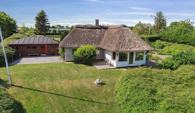 Cozy farmhouse with fantastic surroundings.