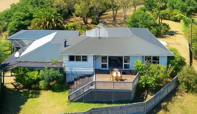 Cozy FarmStay with Spa Great spots for family & friends to enjoy