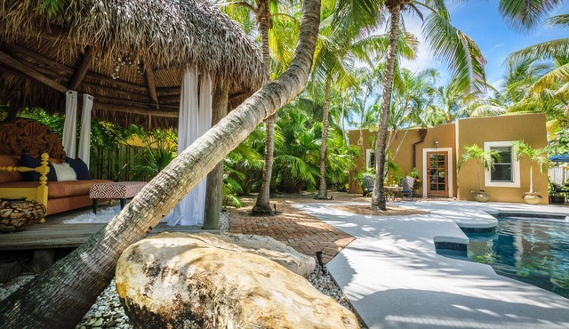 Cozy Fireplace I Heated Pool I Fully Stocked