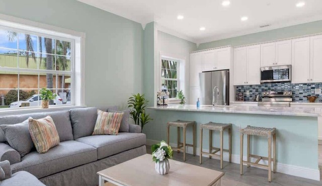 Cozy first floor waterside condo