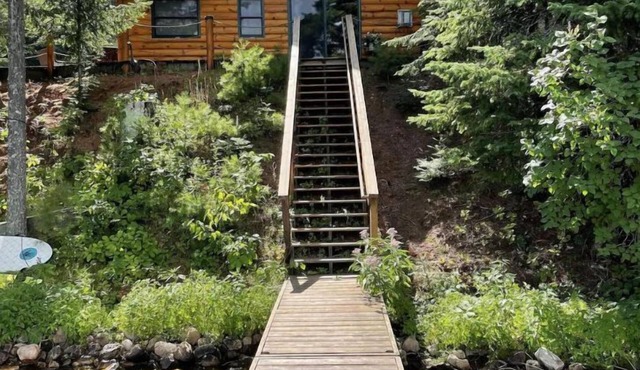 Cozy Fitz Cabin located on Big Arbor Vitae Lake