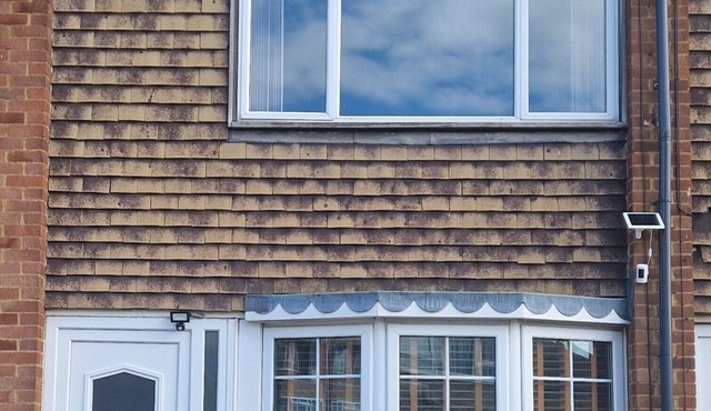 Cozy Flat with Lovely Garden - High Speed WiFi