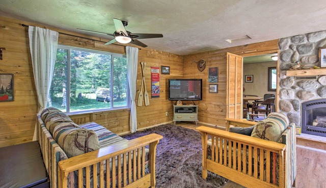 Cozy Florence Cabin, Proximity to Keyes Peak!