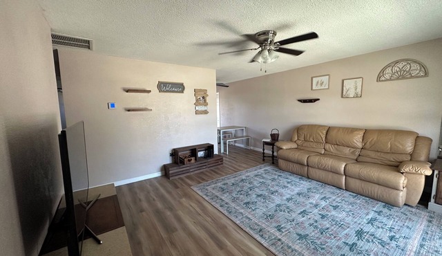 Cozy Florida Home - 10 Minutes to Dowtown NPR