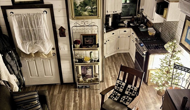 Cozy Forest Cabin - Relax. Recharge. Repeat. Closer than Broken Bow is to Dallas